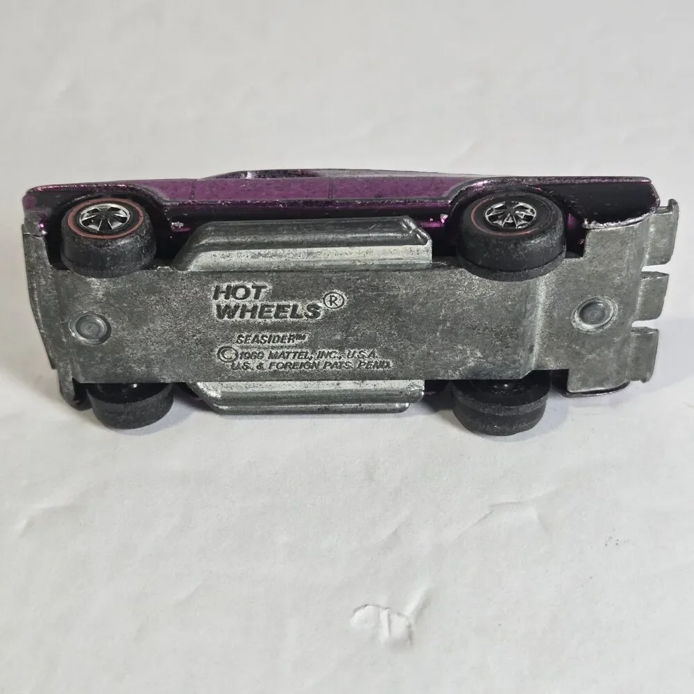 Vintage Hot Wheels 1969 Redline Seasider Magenta Black Interior No Boat